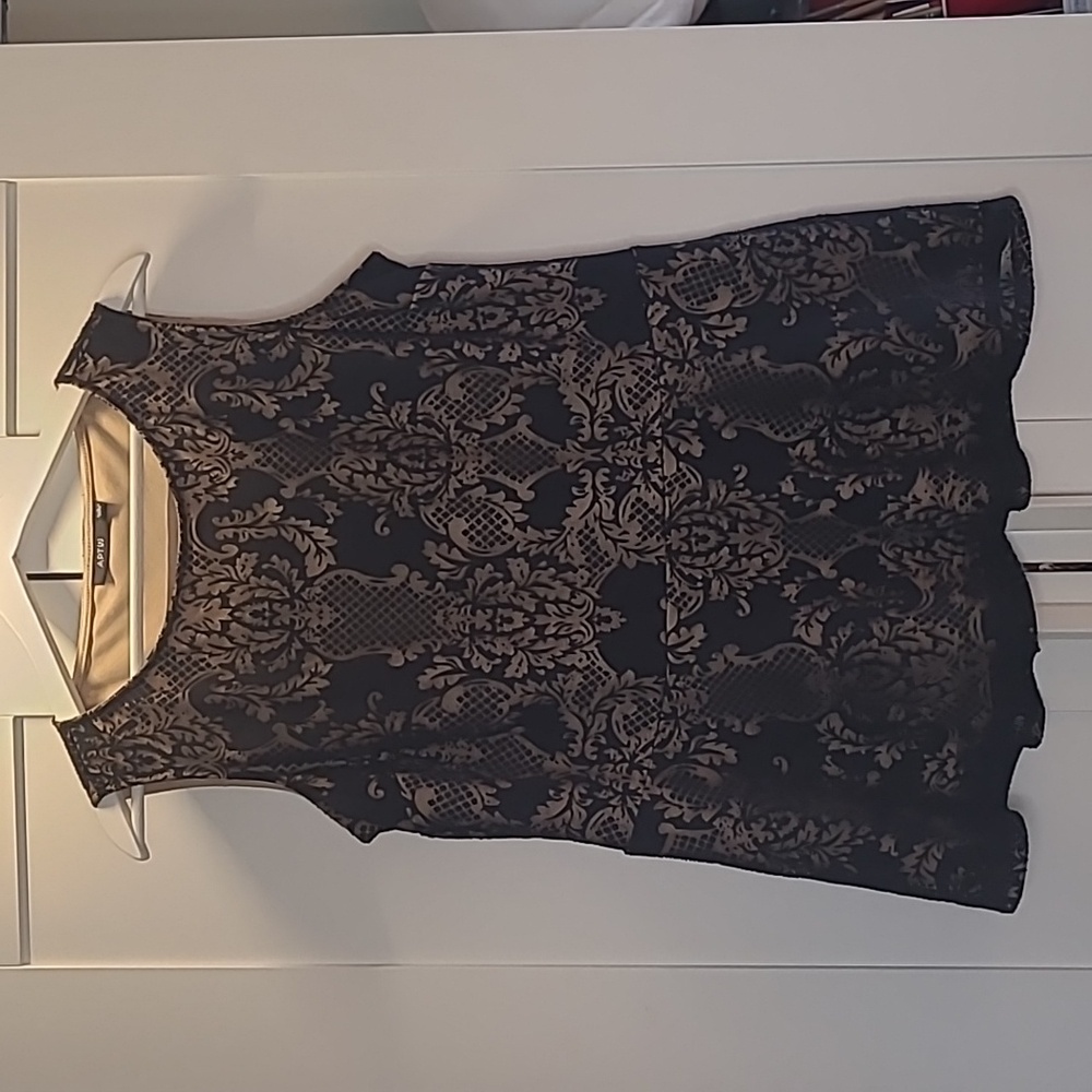 Apt 9 tank top blouse lace black nude underneath lace size L